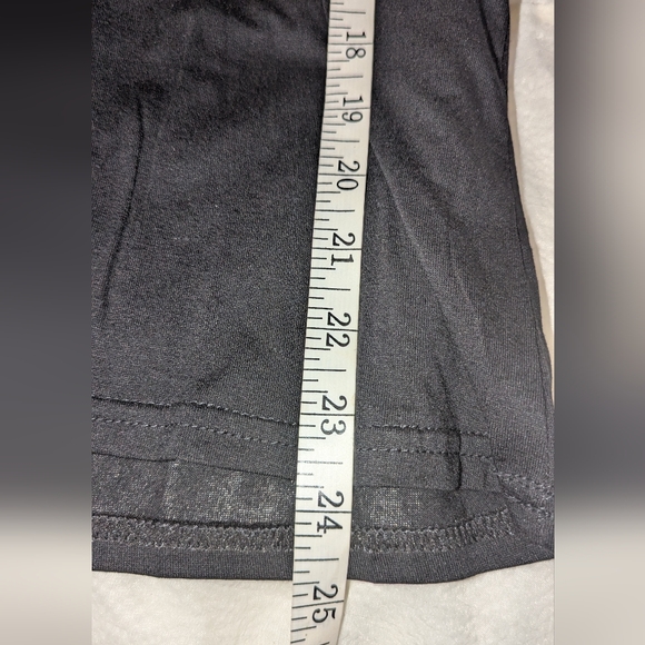 MARILYN MONROE SILVER STUDDED FACE SHORT SLEEVE T SHIRT BLACK NIP - Picture 4 of 5